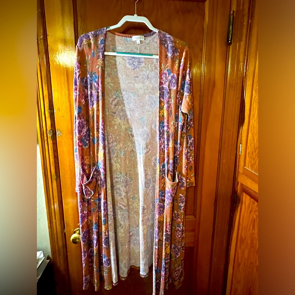 LuLaRoe Large Sarah